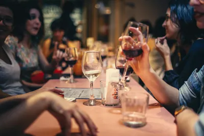 AROI's top-notch recommendations to celebrate International Wine Day on May 25th in Bangkok
