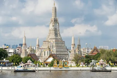 รับมือทัวร์ท่องเที่ยวปี 2026: คู่มือเตรียมร้านอาหารรับศึกนักท่องเที่ยว 39 ล้านคน