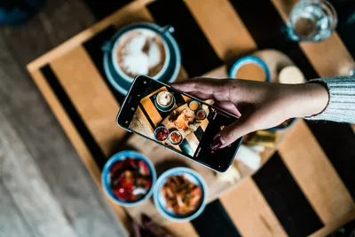 How has social media helped restaurants to grow?