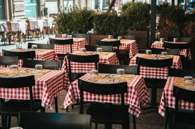 How to Book a Restaurant Table in Bangkok: A Guide for Visitors